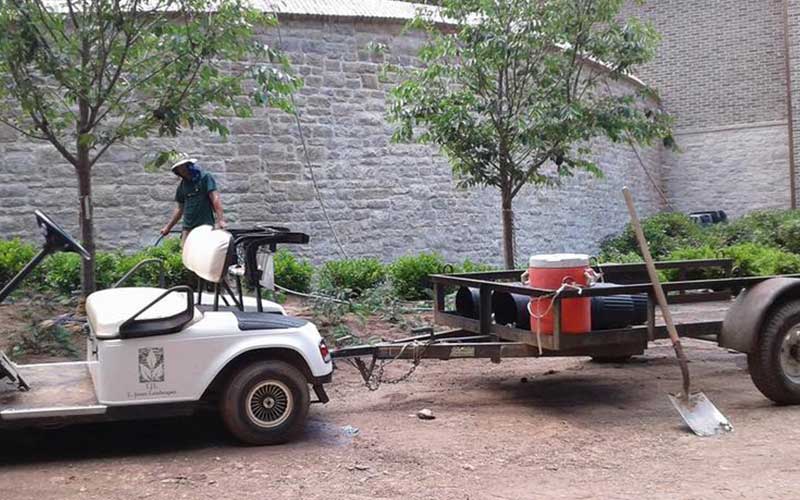 commercial grounds maintenance